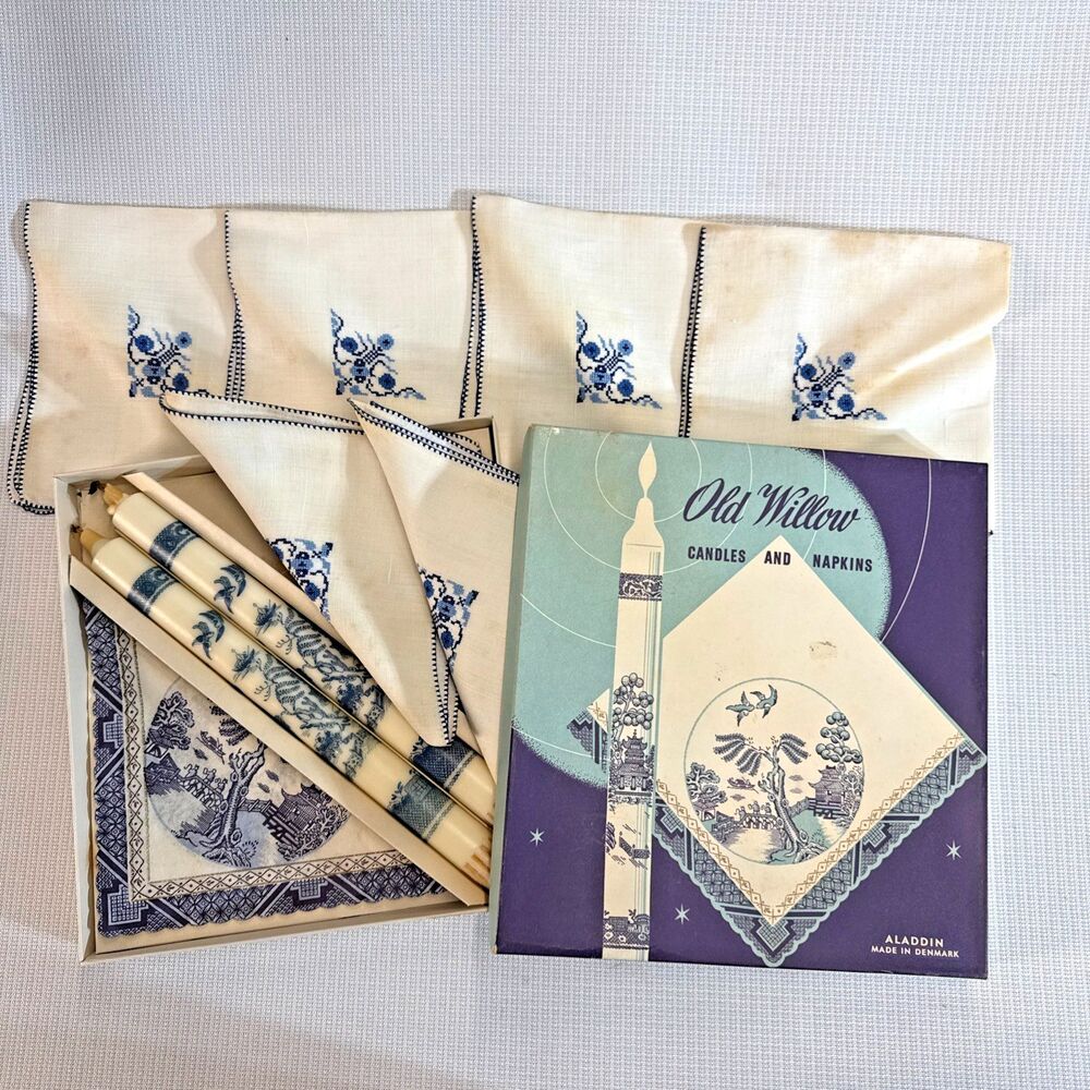 Vintage Old Willow Aladdin Made in Denmark - Original Box - Candles and Napkins